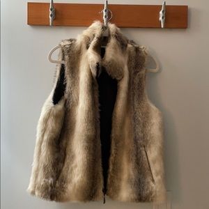 Women’s faux fur vest